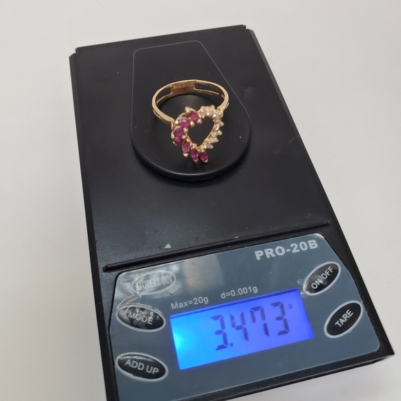 Heart 14k Yellow Gold Ring Diamond & Sapphires Ring 4 gram SZ -7 resizable - Picture 12 of 15